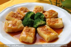 <b>秋季饮食“黑名单”，这些食物不宜吃</b>
